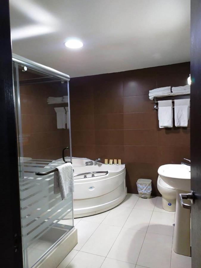La Kapital Hotel Ambato Eksteriør billede